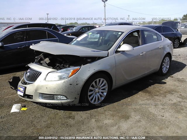 2G4GR5EK1C9147185 - 2012 BUICK REGAL BEIGE photo 2