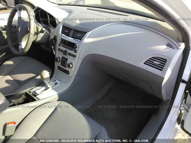 1G1ZA5EU1CF260687 - 2012 CHEVROLET MALIBU LS 白色 照片 5