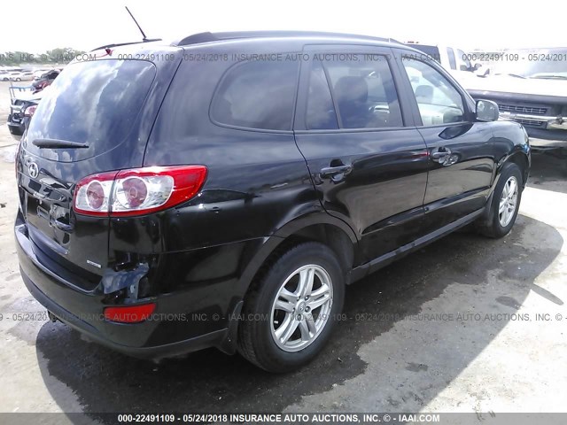 5XYZGDAB8CG140970 - 2012 HYUNDAI SANTA FE GLS BLACK photo 4