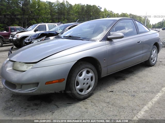 1G8ZG1276WZ159509 - 1998 SATURN SC2 GRAY photo 2