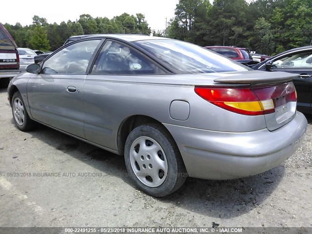 1G8ZG1276WZ159509 - 1998 SATURN SC2 GRAY photo 3