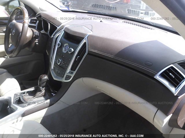 3GYFNBEY0AS634516 - 2010 CADILLAC SRX PERFORMANCE COLLECTION GRAY photo 5