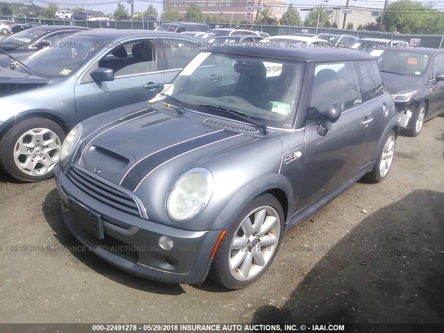 WMWRE33473TD68378 - 2003 MINI COOPER S GRAY photo 2