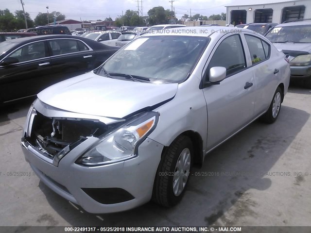 3N1CN7AP0HL844057 - 2017 NISSAN VERSA S/S PLUS/SV/SL SILVER photo 2