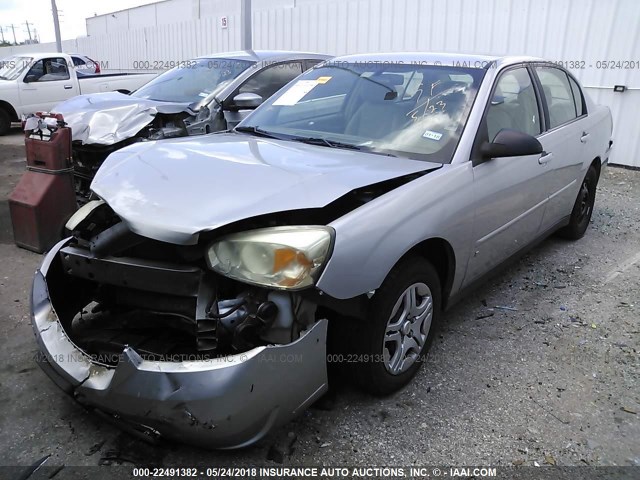1G1ZS58F77F307026 - 2007 CHEVROLET MALIBU LS SILVER photo 2