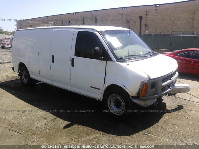 1GCHG39RX21126591 - 2002 CHEVROLET EXPRESS G3500  WHITE photo 1