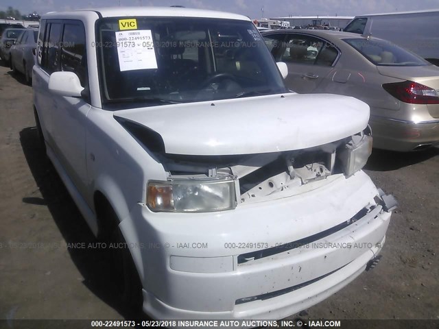 JTLKT324650221311 - 2005 TOYOTA SCION XB თეთრი ფოტო 6