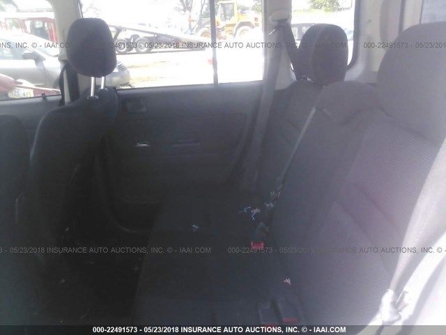 JTLKT324650221311 - 2005 TOYOTA SCION XB თეთრი ფოტო 8