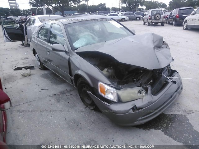 4T1BG22K21U032453 - 2001 TOYOTA CAMRY CE/LE/XLE 棕色 照片 1
