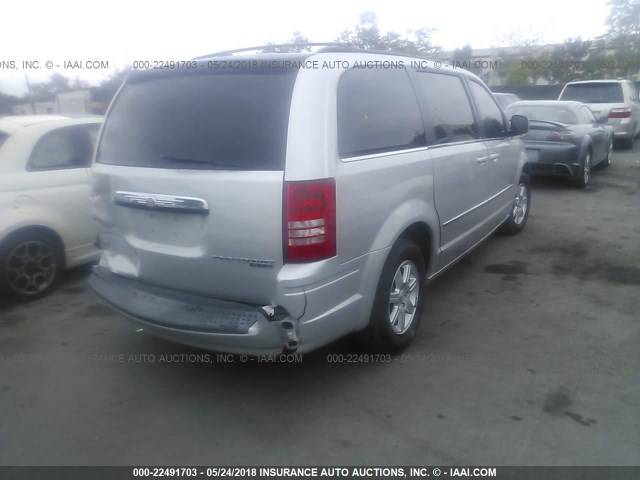 2A4RR5D14AR306875 - 2010 CHRYSLER TOWN & COUNTRY TOURING SILVER photo 4