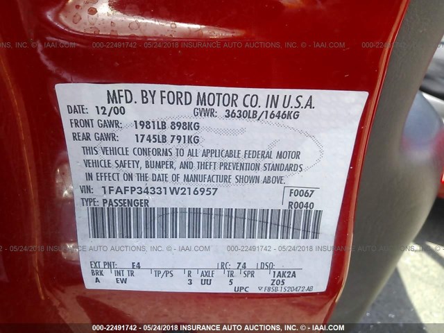 1FAFP34331W216957 - 2001 FORD FOCUS SE/SE SPORT RED photo 9