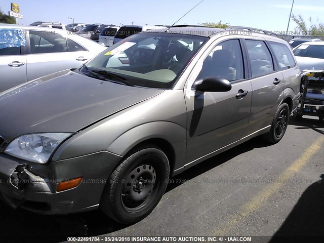 1FAHP36N55W157634 - 2005 FORD FOCUS ZXW TAN photo 2