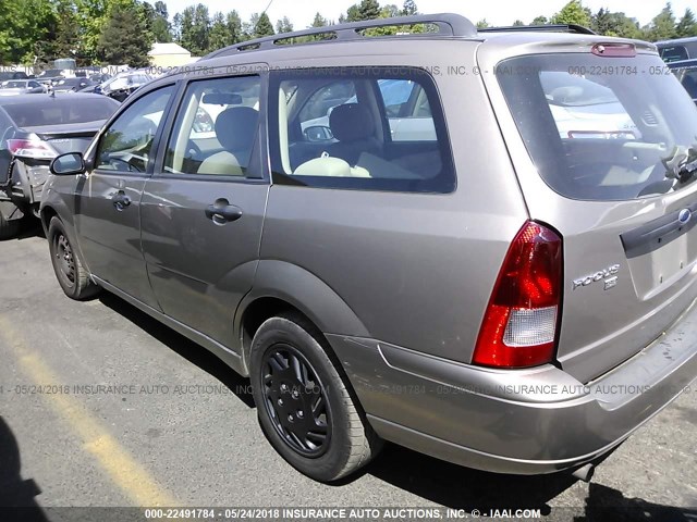 1FAHP36N55W157634 - 2005 FORD FOCUS ZXW TAN photo 3