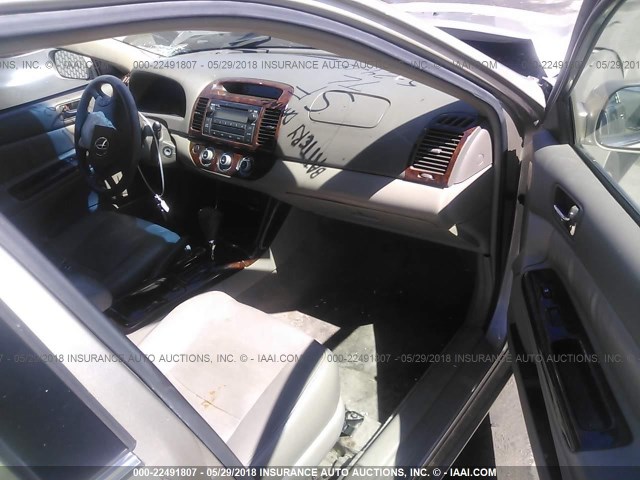 4T1BE32K35U413326 - 2005 TOYOTA CAMRY LE/XLE/SE 金色 照片 5