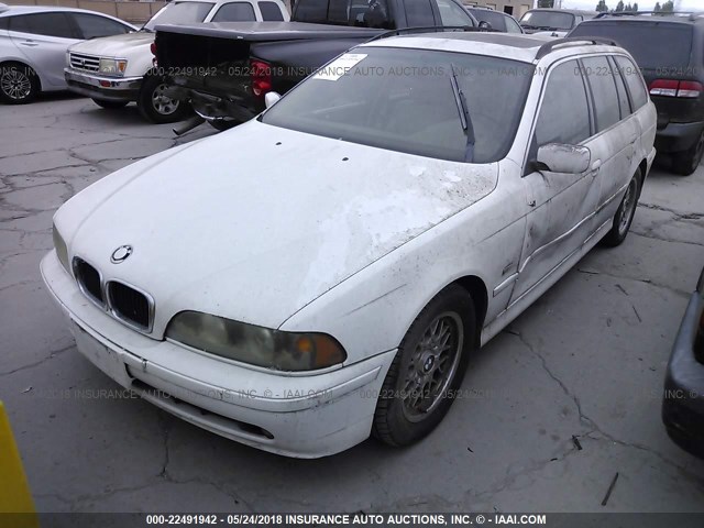 WBADS43441GD85251 - 2001 BMW 525 IT AUTOMATIC WHITE photo 2
