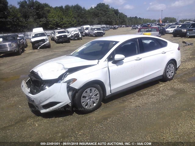 1FA6P0G75E5369168 - 2014 FORD FUSION S WHITE photo 2