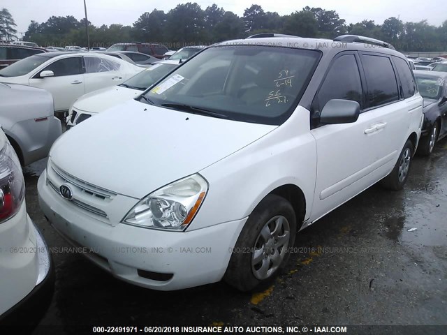 KNDMB133496300609 - 2009 KIA SEDONA WHITE photo 2