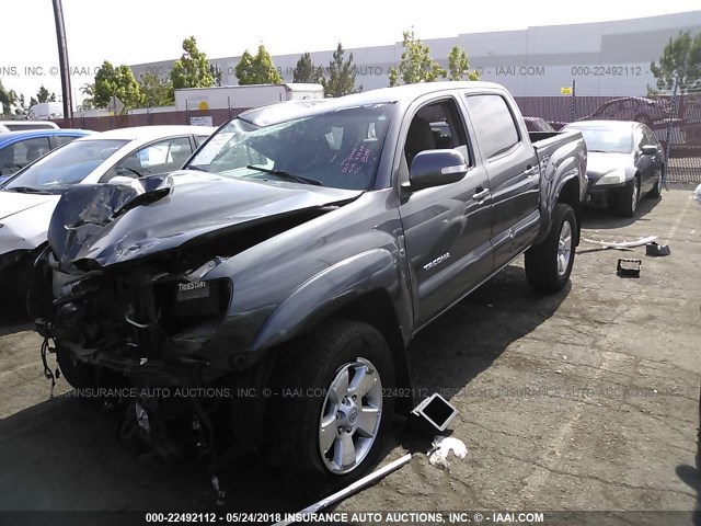 3TMJU4GN5CM135199 - 2012 TOYOTA TACOMA DOUBLE CAB PRERUNNER GRAY photo 2