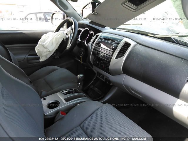 3TMJU4GN5CM135199 - 2012 TOYOTA TACOMA DOUBLE CAB PRERUNNER GRAY photo 5