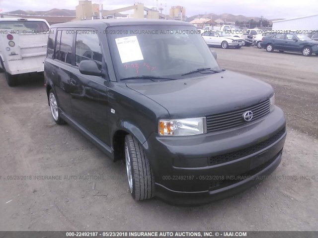 JTLKT324540148611 - 2004 TOYOTA SCION XB GRAY photo 1