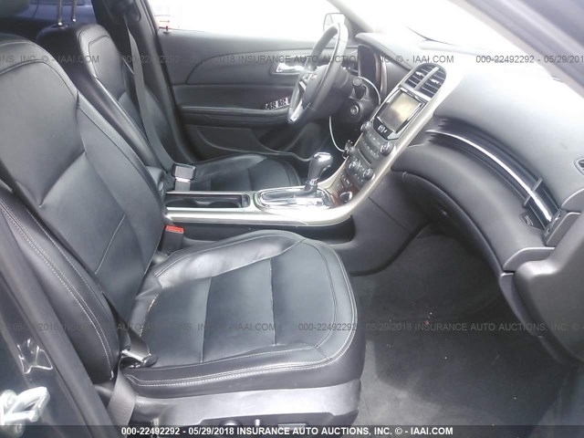 1G11H5SAXDF277802 - 2013 CHEVROLET MALIBU LTZ 灰色 照片 5