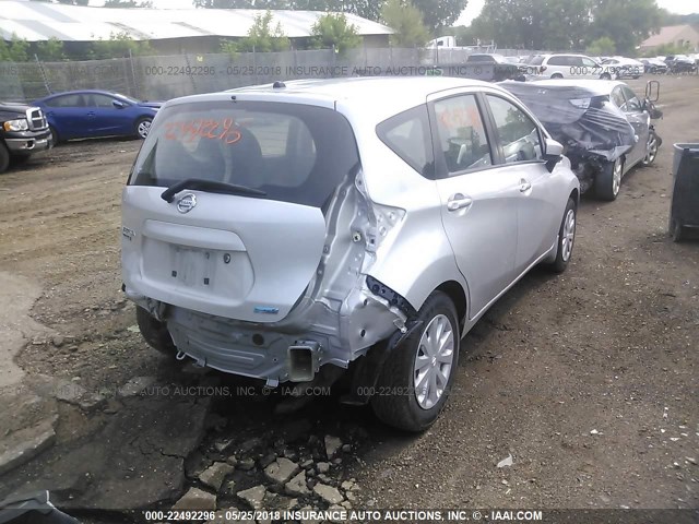3N1CE2CP4FL447674 - 2015 NISSAN VERSA NOTE S/S PLUS/SV/SL/SR SILVER photo 4