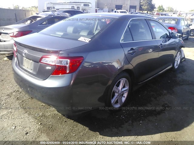 4T1BF1FK6EU304841 - 2014 TOYOTA CAMRY L/SE/LE/XLE 灰色 照片 4