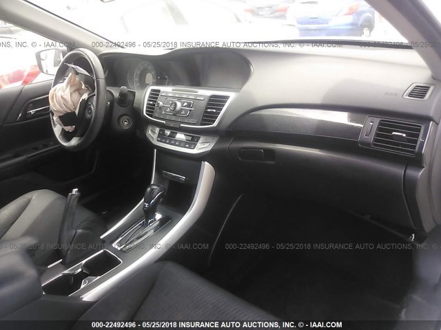 1HGCR2F58DA022136 - 2013 HONDA ACCORD SPORT თეთრი ფოტო 5