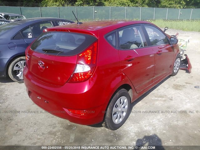 KMHCT5AE0HU305865 - 2017 HYUNDAI ACCENT SE RED photo 4