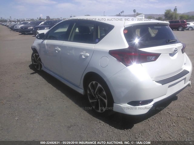 JTNKARJE6GJ514665 - 2016 TOYOTA SCION IM WHITE photo 3