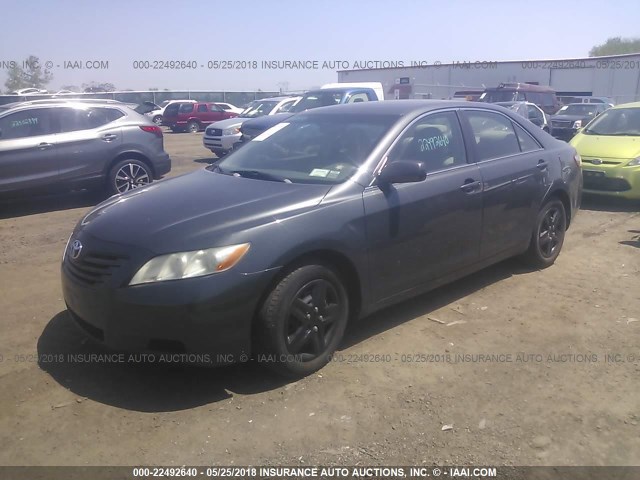 4T1BE46K57U079299 - 2007 TOYOTA CAMRY NEW GENERAT CE/LE/XLE/SE GRAY photo 2