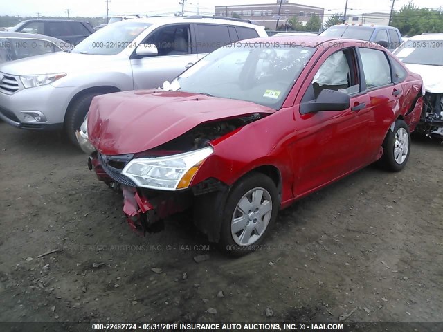 1FAHP34N08W149562 - 2008 FORD FOCUS S/SE RED photo 2