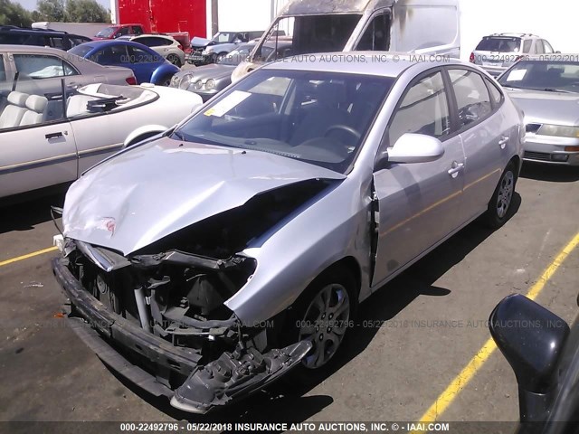 KMHDU46D59U801807 - 2009 HYUNDAI ELANTRA GLS/SE SILVER photo 2