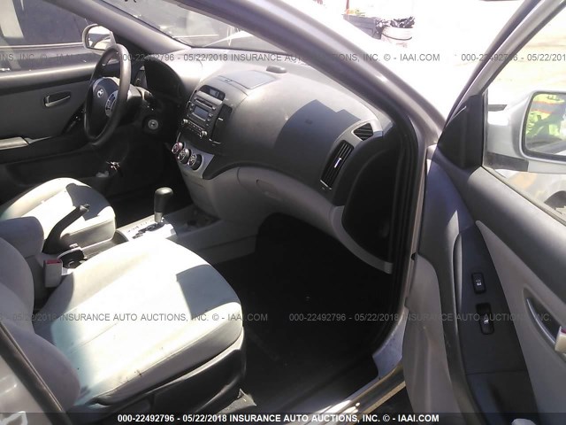 KMHDU46D59U801807 - 2009 HYUNDAI ELANTRA GLS/SE SILVER photo 5