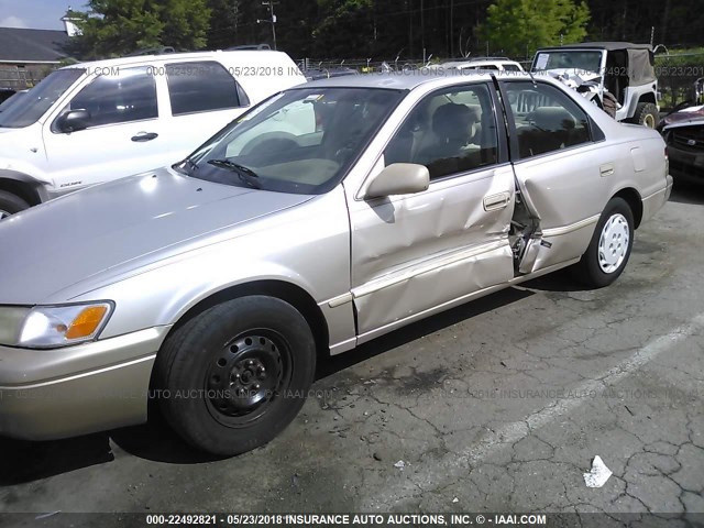 4T1BG28K4XU537877 - 1999 TOYOTA CAMRY CE/LE/XLE ვერცხლისფერი ფოტო 6