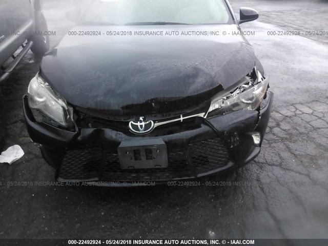 4T1BF1FK8GU175729 - 2016 TOYOTA CAMRY LE/XLE/SE/XSE BLACK photo 6