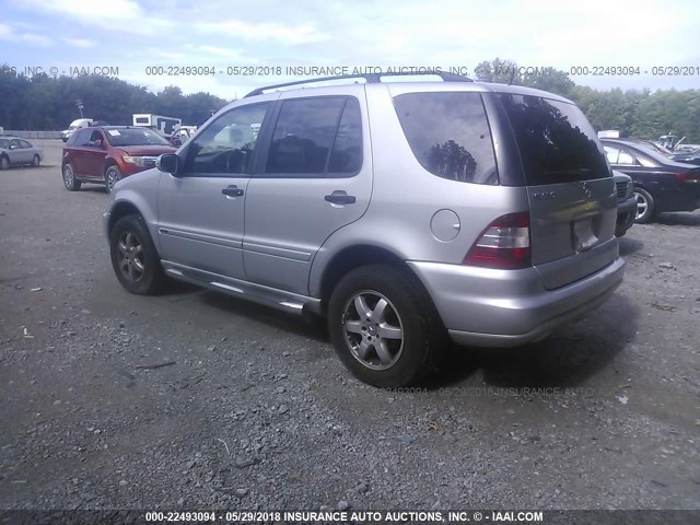 4JGAB57E64A502357 - 2004 MERCEDES-BENZ ML 350 SILVER photo 3