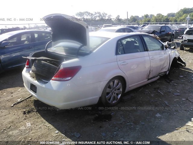 4T1BK36B17U227385 - 2007 TOYOTA AVALON XL/XLS/TOURING/LIMITED WHITE photo 4