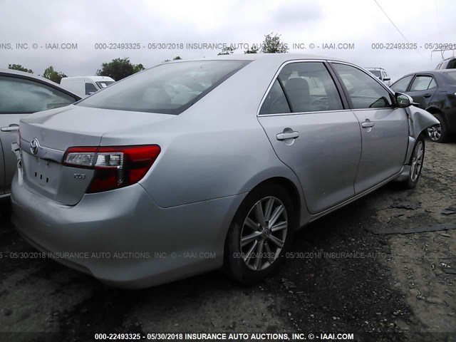 4T1BF1FK6CU003158 - 2012 TOYOTA CAMRY SE/LE/XLE ვერცხლისფერი ფოტო 4