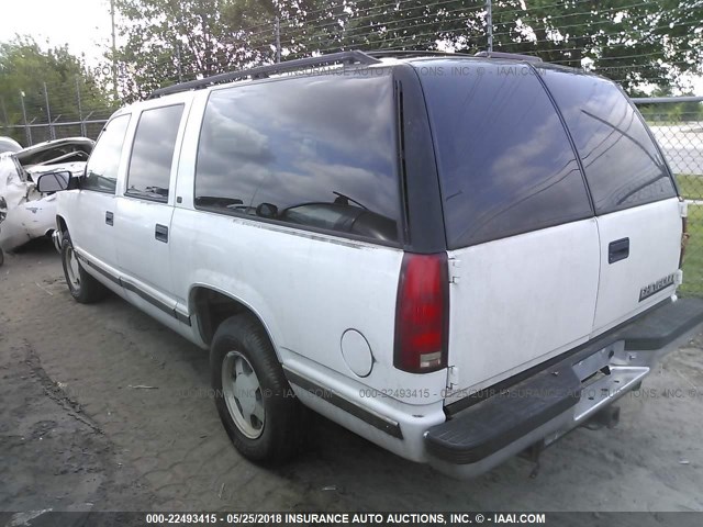 1GNEC16R9VJ389271 - 1997 CHEVROLET SUBURBAN C1500 WHITE photo 3