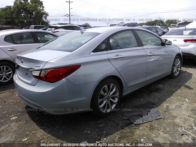 5NPEC4AB5BH242941 - 2011 HYUNDAI SONATA SE/LIMITED Light Blue photo 4