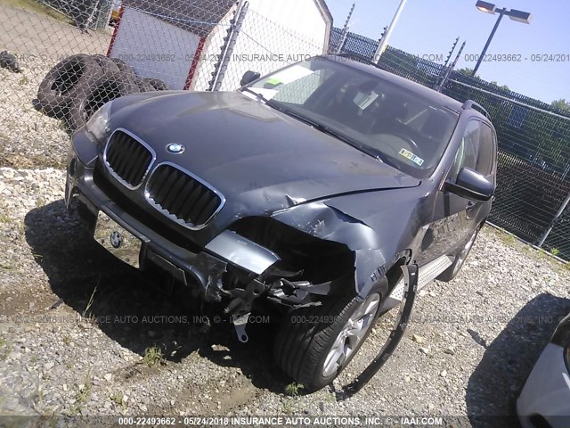 5UXZV4C53CL767463 - 2012 BMW X5 XDRIVE35I GRAY photo 2