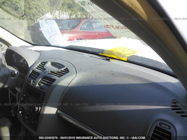 1G1ZT54835F212125 - 2005 CHEVROLET MALIBU LS 白色 照片 5