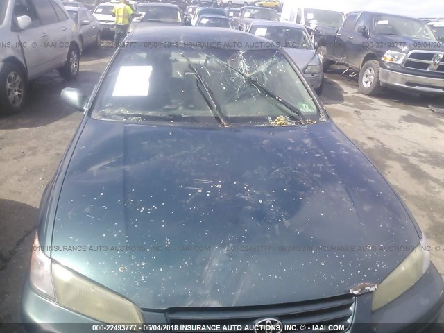4T1BG22K3WU226917 - 1998 TOYOTA CAMRY CE/LE/XLE მწვანე ფოტო 6