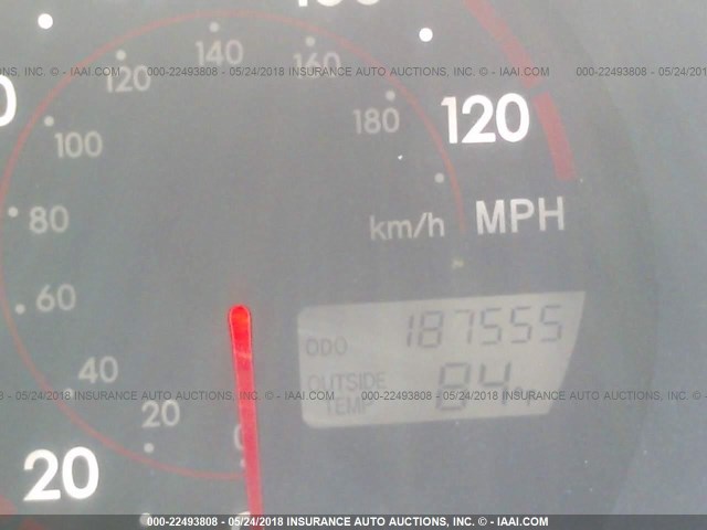 2T1KR32E06C588215 - 2006 TOYOTA COROLLA MATRIX XR SILVER photo 7