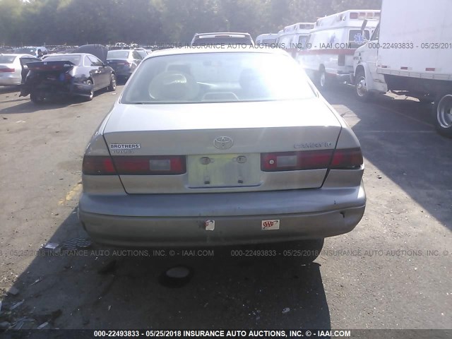 JT2BG22K9W0159518 - 1998 TOYOTA CAMRY CE/LE/XLE თაფლისფერი ფოტო 6