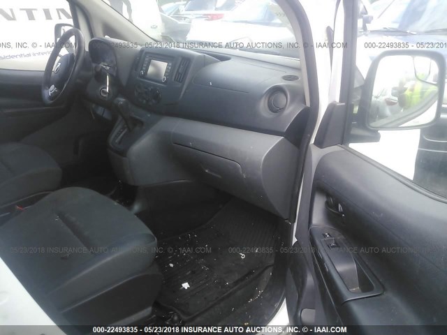 3N6CM0KNXEK698785 - 2014 NISSAN NV200 2.5S/2.5SV WHITE photo 5