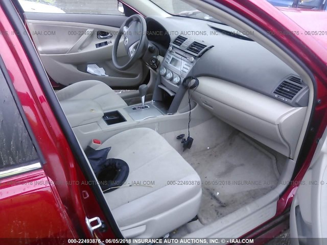4T1BE46K79U299871 - 2009 TOYOTA CAMRY SE/LE/XLE RED photo 5