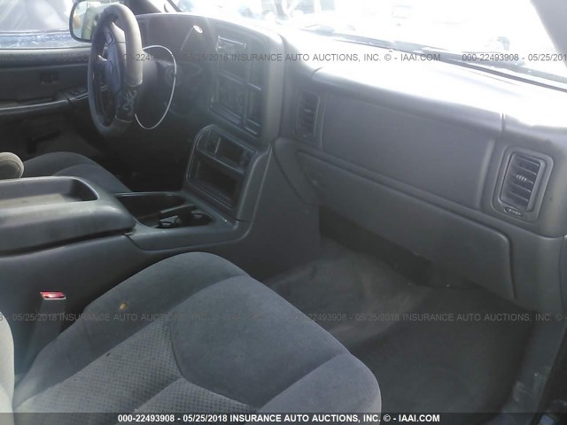 2GCEC13T951353891 - 2005 CHEVROLET SILVERADO C1500 GRAY photo 5