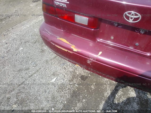 4T1BG22K7WU850428 - 1998 TOYOTA CAMRY CE/LE/XLE RED photo 6